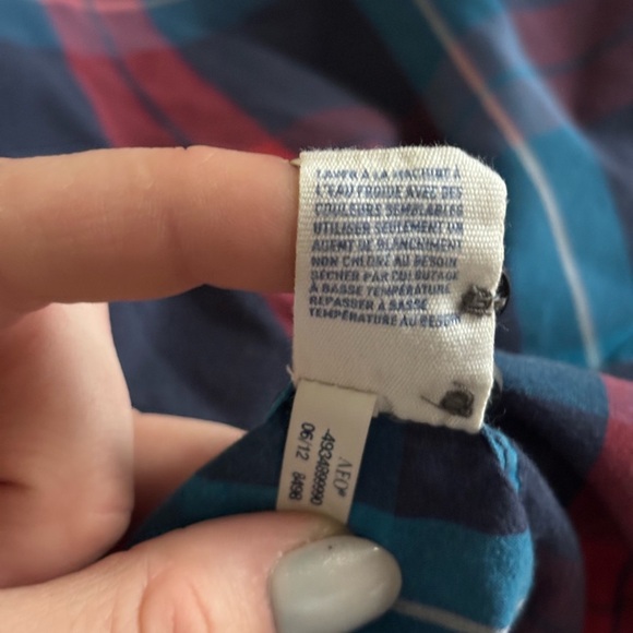 American Eagle Outfitters Red and Blue Checkered Shirt - Picture 3 of 8